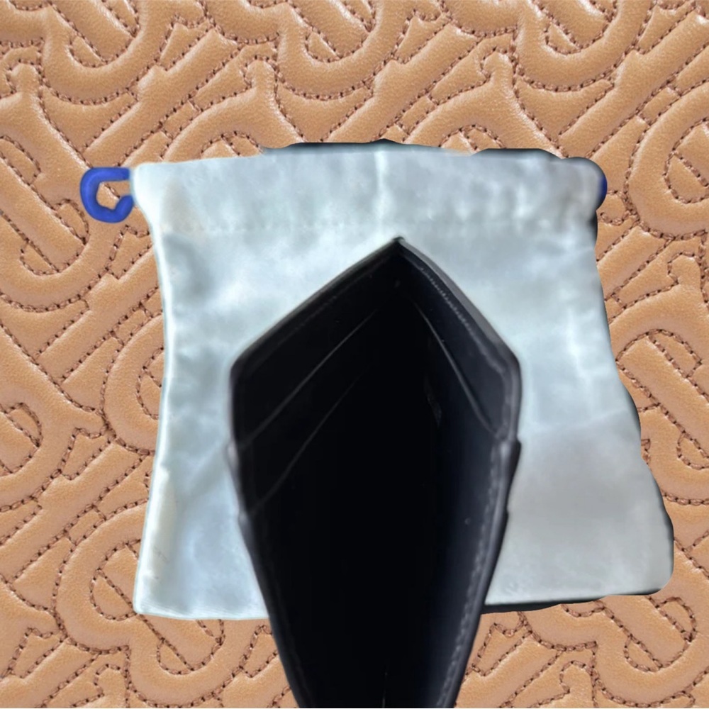 Burberry Black and White Leather Card Holder - Picture 3 of 4